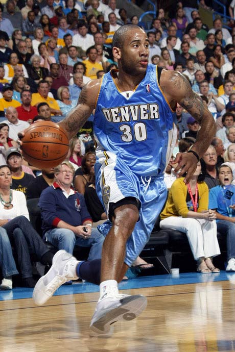 争夺战中占 争夺战中占