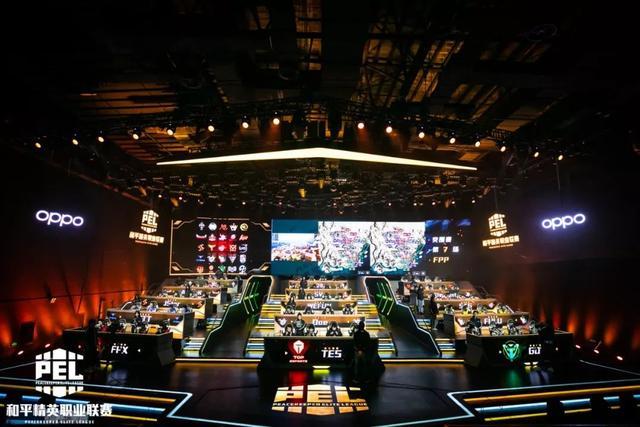 堪称场上的 堪称场上的