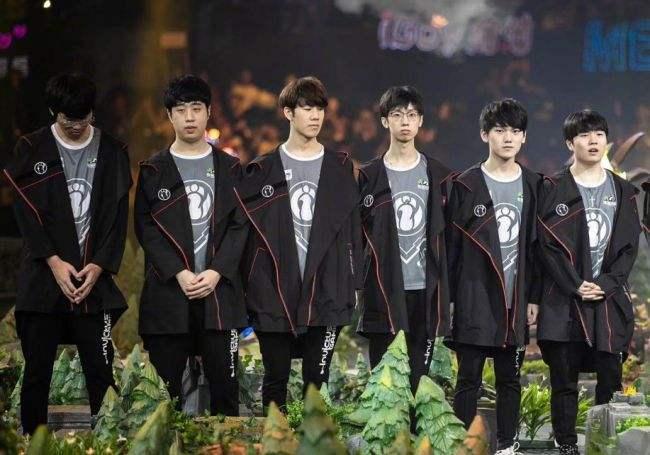 洲足坛最引 洲足坛最引